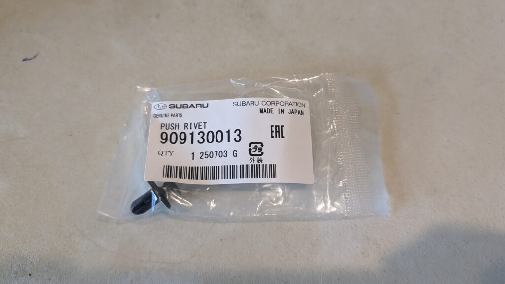 909130013 Subaru OEM Push Rivet